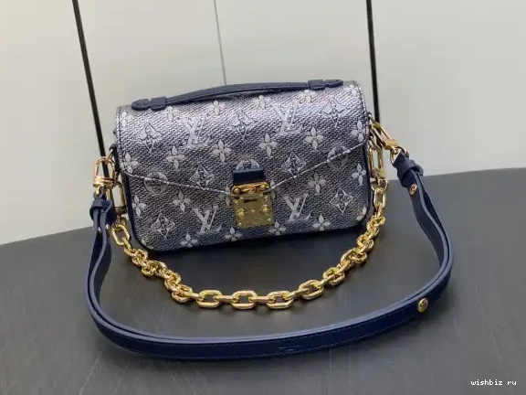 WIS WEST LOUIS POCHETTE EAST VUITTON METIS 0531
